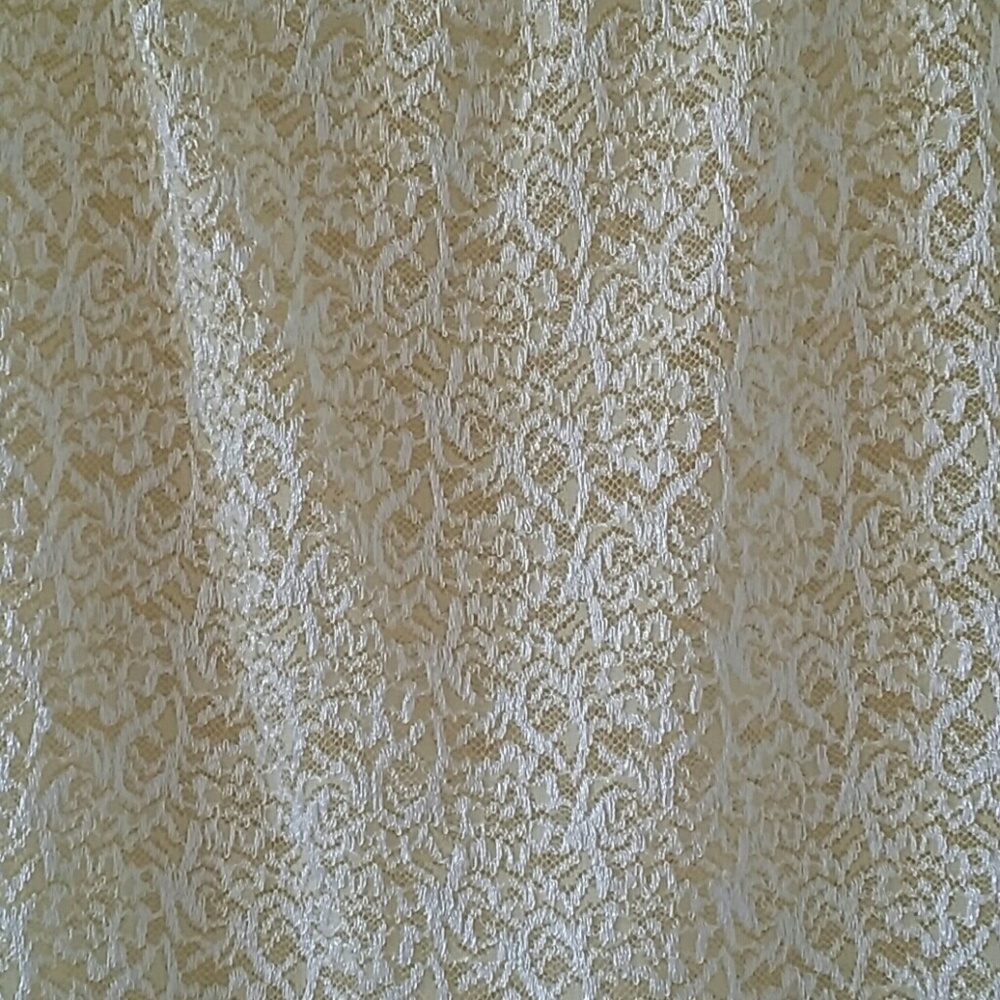 Blouse - Picture 3 of 8